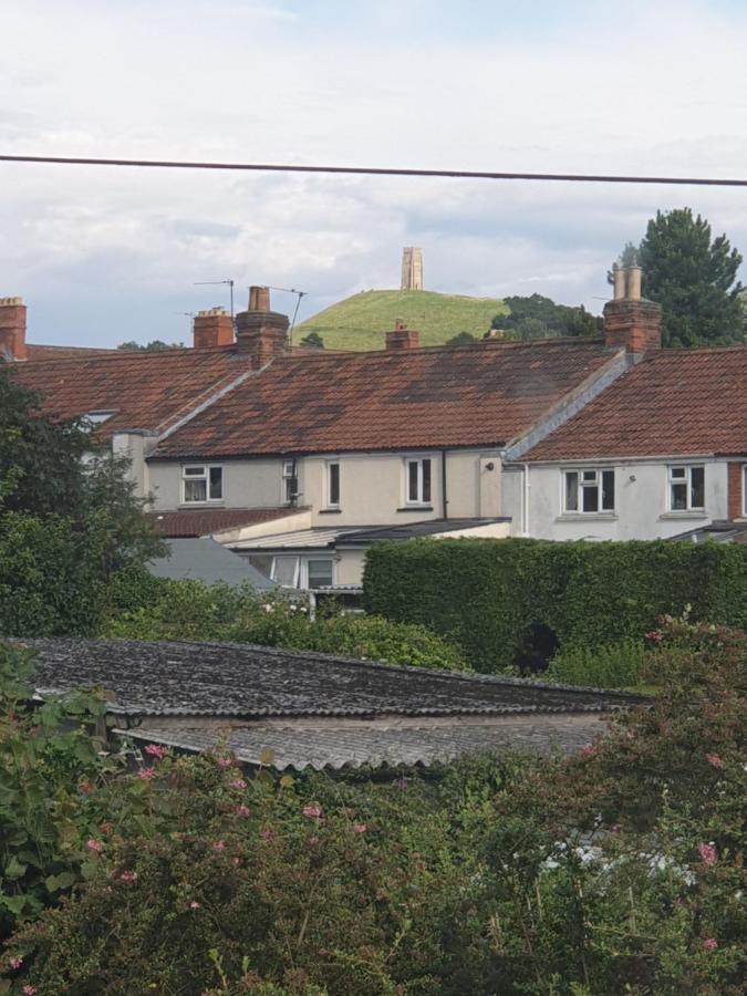 Phoenix Rising 2 Glastonbury Exterior foto